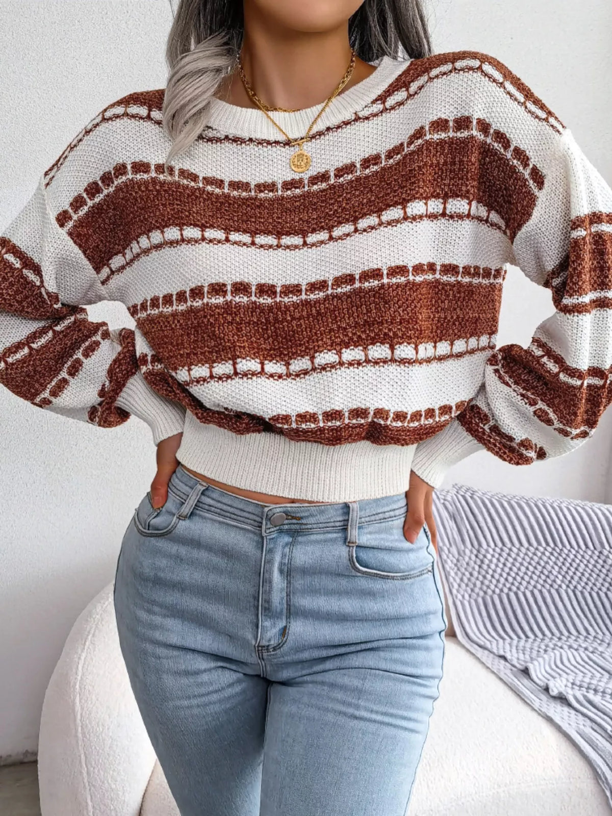 Colour-Block Cropped Knit Jumper
