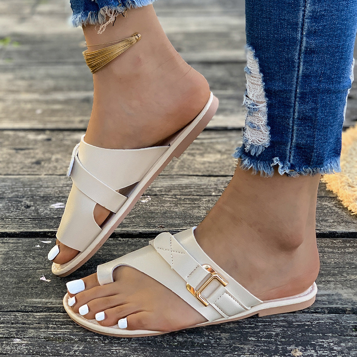 Buckle Toe-Loop Slider Sandals