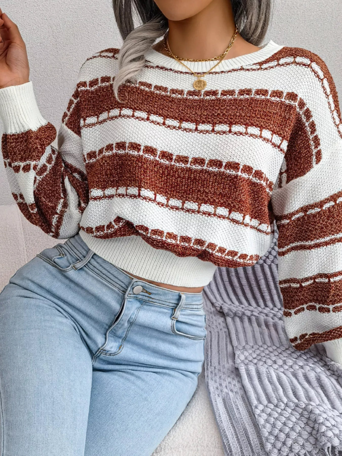 Colour-Block Cropped Knit Jumper